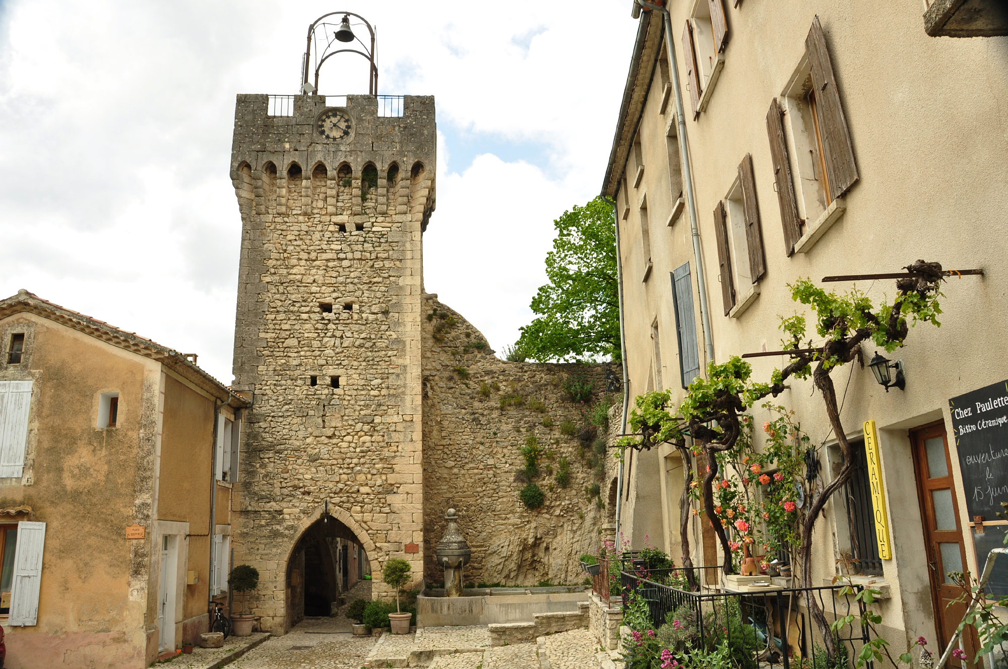Montbrun-les-Bains